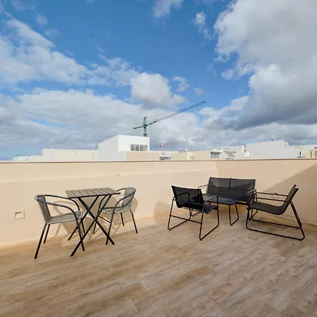 Beautiful 3br Maisonette With Rooftop Terrace By 360 Estates