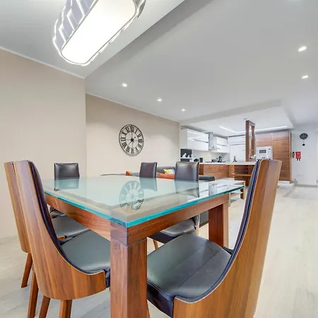 公寓 Beautiful 3br Maisonette With Rooftop Terrace By 360 Estates *