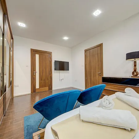 Beautiful 3br Maisonette With Rooftop Terrace By 360 Estates 公寓 *