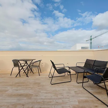 Beautiful 3br Maisonette With Rooftop Terrace By 360 Estates * Naxxar