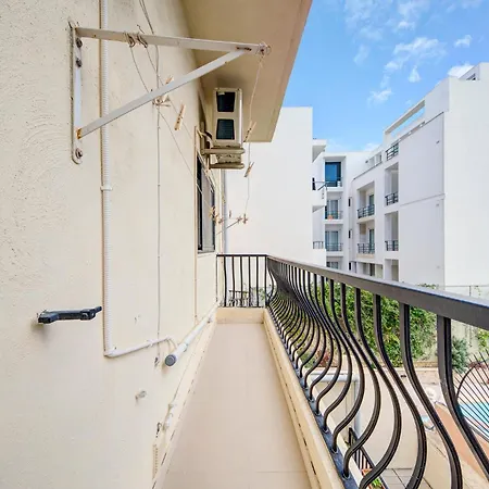 Beautiful 3br Maisonette With Rooftop Terrace By 360 Estates * Naxxar